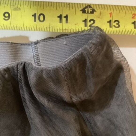 Soft Surroundings Mesh Embroidered Lace Overlay Scalloped Skirt Sz S Petite Fair - Picture 6 of 7